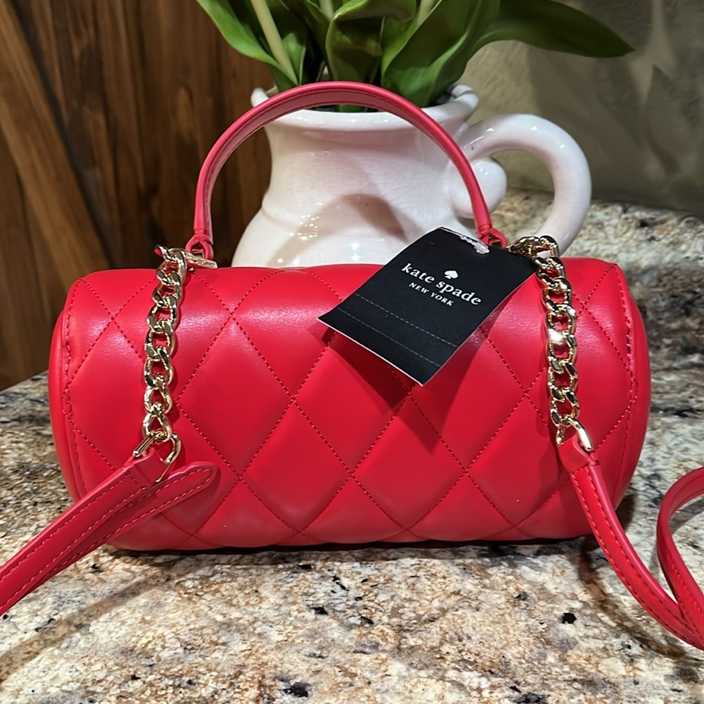Kate Spade NWT Heart Barrel Quilted Crossbody - Picture 6 of 7